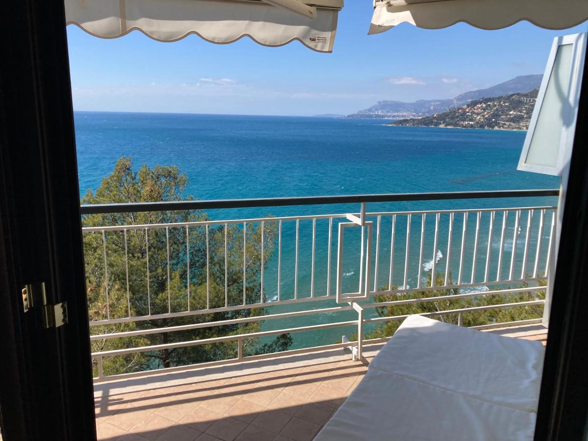 Sea And Monaco Charme View On The Beach Ventimiglia Exterior photo